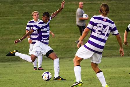 Men's soccer downs Xavier for a season-opening 3-2 win Image