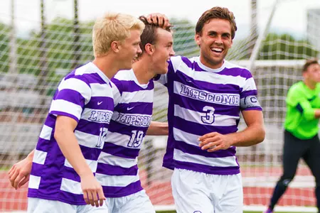 Men's soccer celebrates win over Gardner-Webb Image