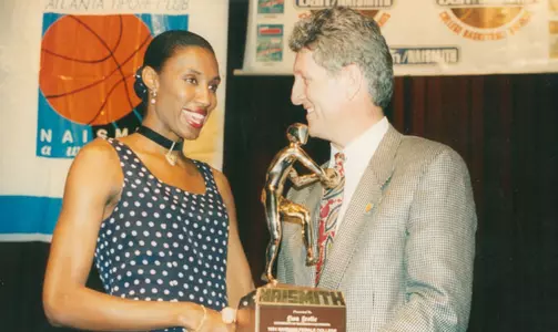 Former Bison Bradford enters Atlanta Sports Hall of Fame Image
