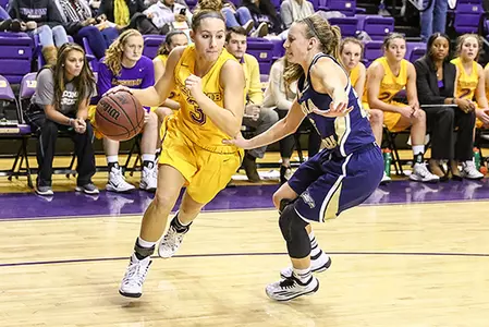 Women's hoops knocks off Georgia Southern 80-74 Image