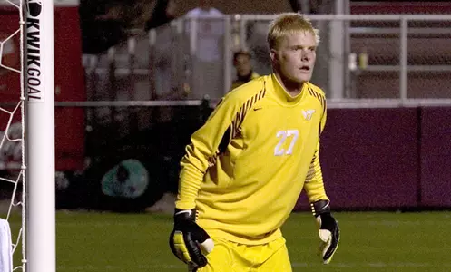 Stefan Caulfield added to men's soccer staff Image