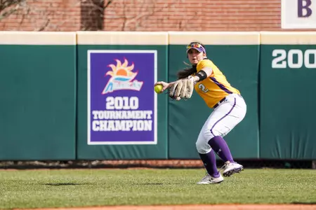 Caitlin Turner outfield