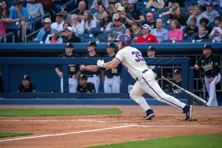 Mason Lundgrin batting