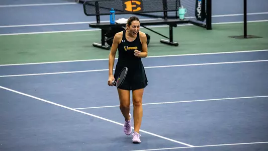 Anja Trbeznik Cheering