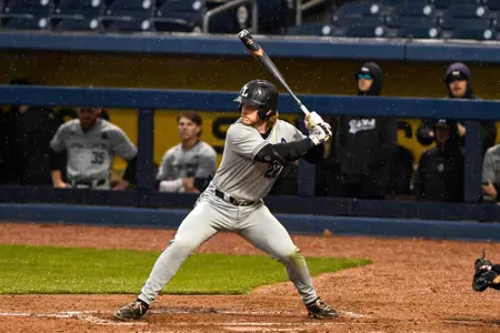 Austin Kelly batting