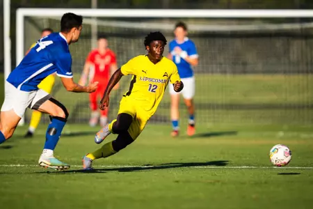 Javanne Smith Dribbling