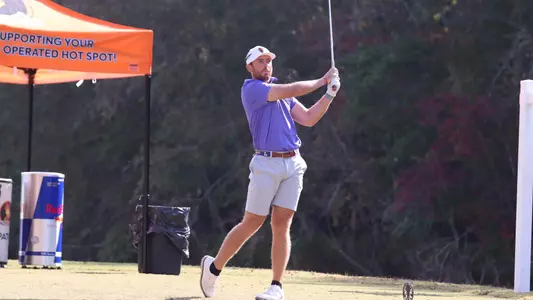 Jaron Leasure swinging