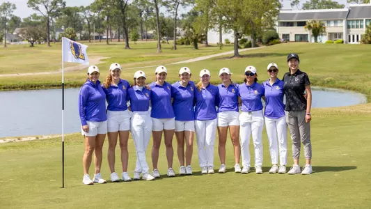 Womens golf team picture at lady bison classic