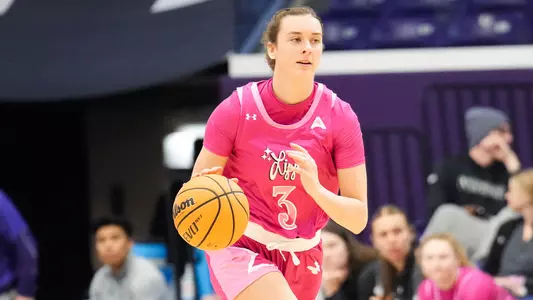 Molly Heard with the basketball