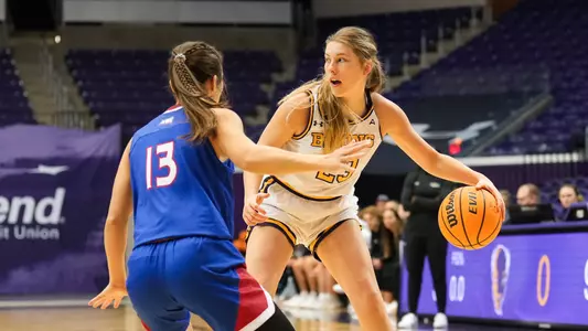 Jalyn Holcomb dribbling
