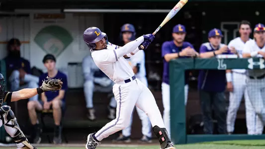 Cam Pruitt swinging