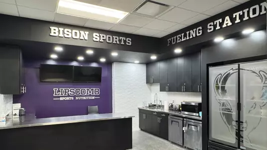 Fueling station