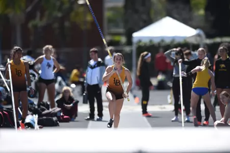 2020_03_07_Meyer_Kyla_BeachOpener_07