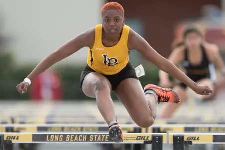 2018_04_21_McGuire_Erin_BeachInvite_03