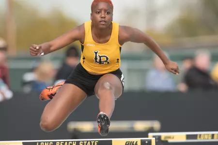 2018_04_21_McGuire_Erin_BeachInvite_04