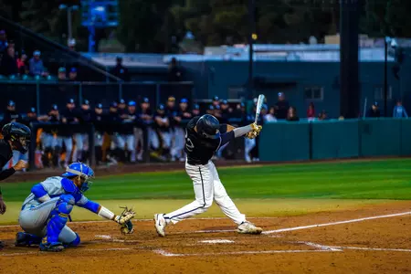 2022_05_03_Burns_Connor_vs_UCLA_01