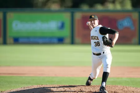 2015_02_15_McGeorge_Austin_vs_Michigan_000