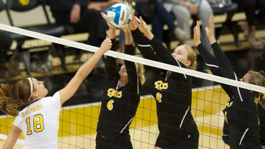 Haleigh Hampton, Bre Mackie