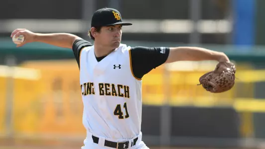 2017_02_25_Sheaks_John_vs_FOR_01