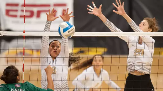 Jenelle Hudson, Hayley Benson