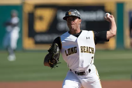 2018_02_18_Andrews_Clayton_vs_SMC_01