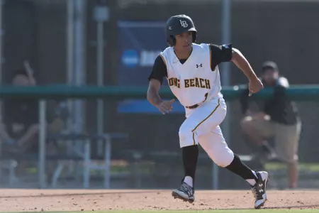 2018_02_18_Andrews_Clayton_vs_SMC_07