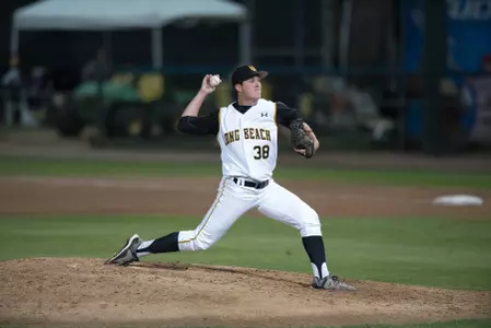 2016_04_15_McGeorge_Austin_vs_UCI_02