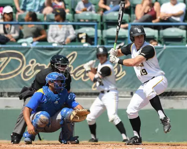 2017_04_09_Tancas_Lucas_vs_UCR_001