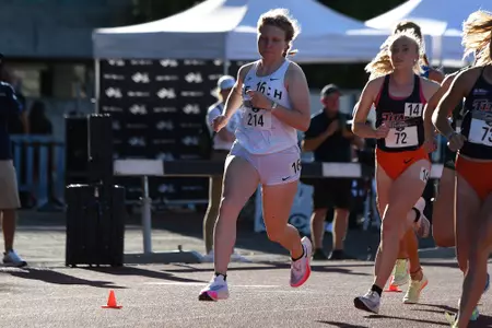 2022_05_13_Bauer_Maggie_at_BWC_01