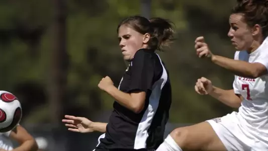 2007 Kristen Kiefer Action Photo