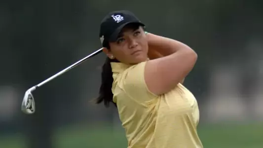 Senior Kay Hoey finished tied for third in the final round in Washington.