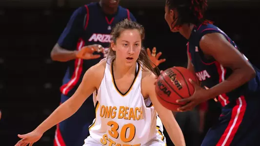 Melanie Lisnock (30)