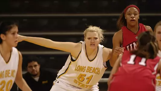 Lauren Bagley (51) Wide