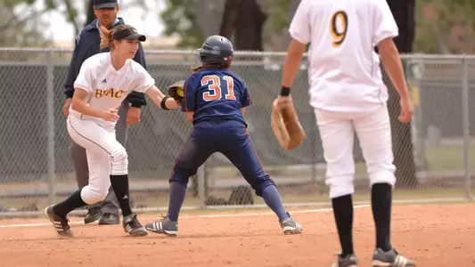 Lacy Tyler (21) Wide