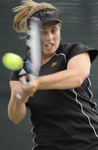Stephanie Bengson Posted Her First Ranked Win of the Season in Singles Play