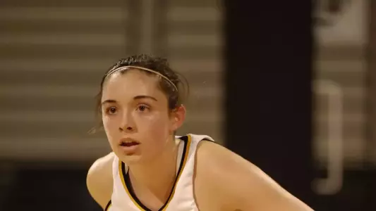 Lauren Sims scored 12 second-half points for LBSU.