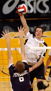 David Lee was a four-year letterwinner for the 49ers, earning All-America honors in 2004.