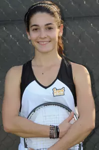 Freshman Anais Dallara forced No. 30 Claire Incinkas to a second-set tiebreak.