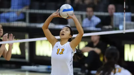 Ashley Lee finished with her eighth double-double of the season.