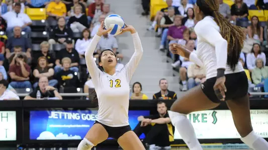 Ashley Lee had 55 assists, eight kills and 11 digs to help defeat UCI.