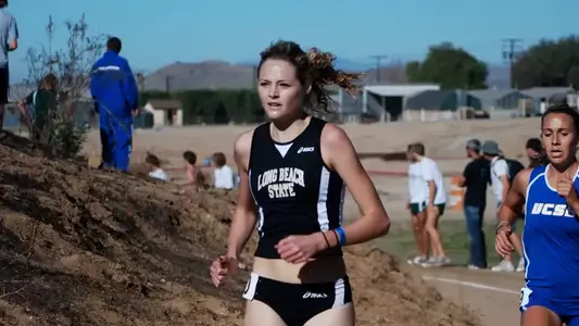 Senior Missy Barclay earned All-Big West Conference honors as she finished in eighth place at the Big West Championships.