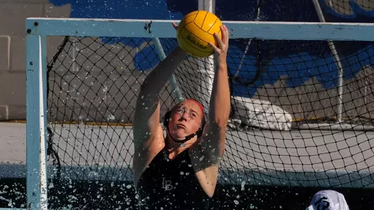 Kristen Stragier made 10 saves for the 49ers.