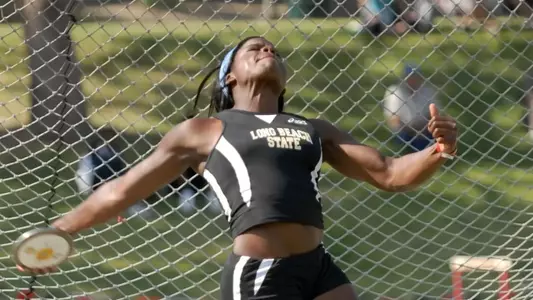 2009_03_07_Onyeagbako_Jennifer_at_CSF_01