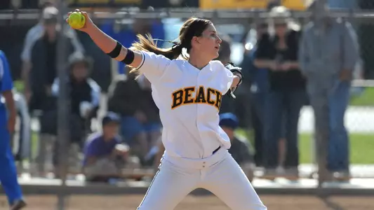 Sophomore Brooke Turner tossed her 23rd career shutout in the front end of a doubleheader sweep vs. UCSB.
