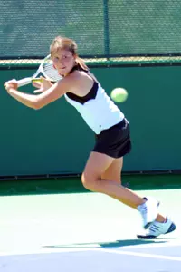 Hannah Grady completed a perfect season in Big West singles, clinching a fourth Big West championship.