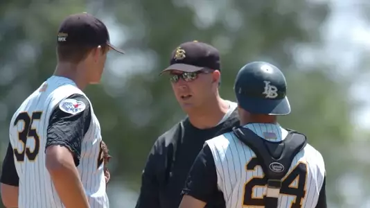 Troy Buckley returns to the Dirtbags.