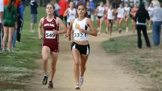 Junior Rosa Del Toro was named Big West Conference Women's Cross Country Athlete of the Week.