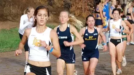 Junior Rosa Del Toro broke school record in the women's 6K at the NCAA West Regional in Springfield, Ore.