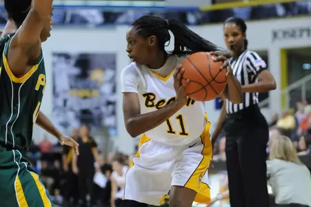 The 49ers head to Houston, Texas, for the Gene Hackerman Invitational this weekend.