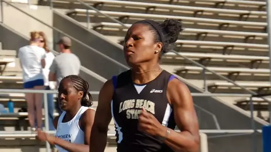 The 49ers will send a split squad to the NAU Invitational and the Husky Classic this weekend.